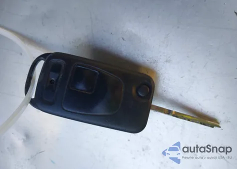 2015 Mercedes-Benz Sprinter 2500 Normal Roof из США, поврежденный, VIN WD3PE7DC0F5951334